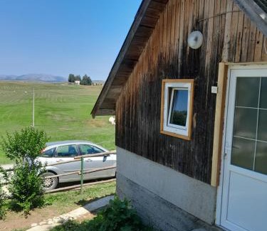 Zabljak Ski Chalet | Guest house Tanja