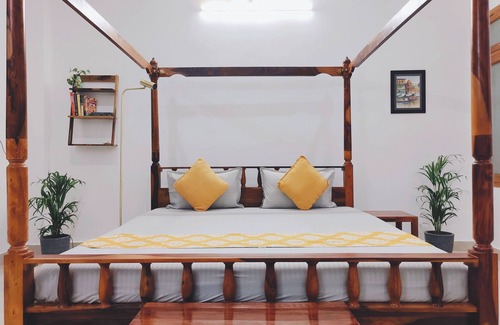 Varanasi House | Guest Suit on Ganges near Assi ghat in charming Varanasi