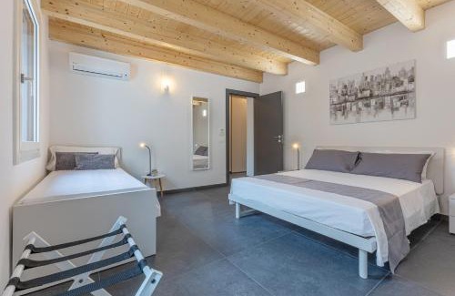 Ferrara Apartment | GuestHost - Le Agavi - Apt X9 with Garage & Terrace