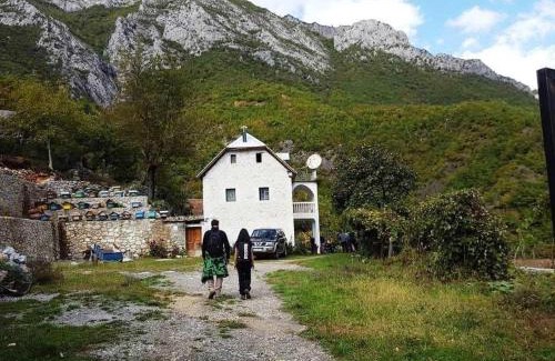 Kukes County Cabin | Guesthouse Lekaj