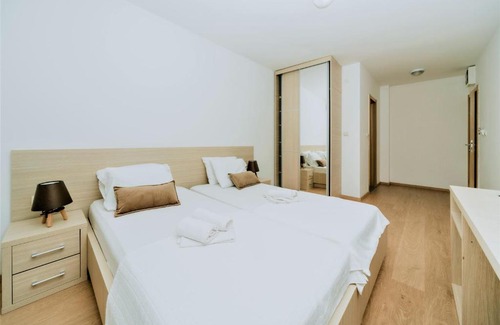 Sveti Stefan House | Guesthouse Radjen