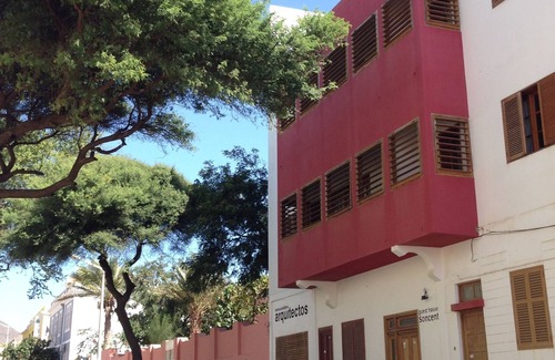 Mindelo Bed & Breakfast | GuestHouse Soncent Lda