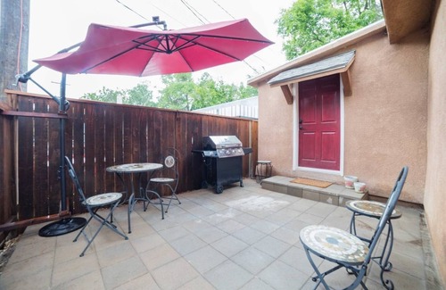 Central Colorado Springs Cottage | Guests Love Our Sweet Downtown Escape