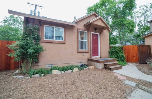 Central Colorado Springs Cottage | Guests Love Our Sweet Downtown Escape