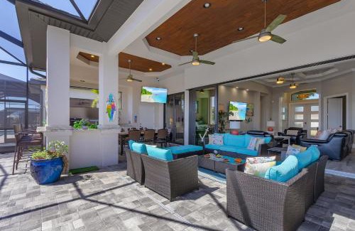 Burnt Store House | Gulf Access, Putting Green, Outdoor Kitchen, Heated Pool & Spa & MORE! - Villa Captain's Quarters