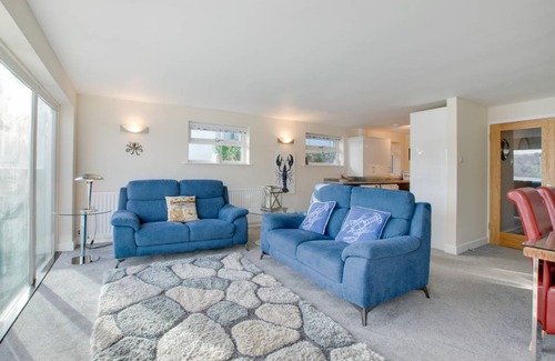 Dartmouth Cottage | Gullsway Upper