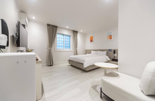 Gumi Hotel | Gumi Indong Hotel Yeogieotae 2nd Branch