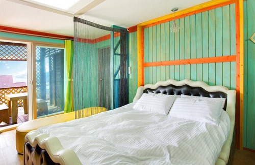 Gyeongju House | Gyeongju B House Pension