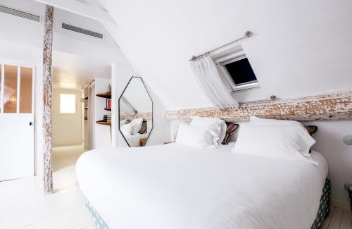 Quartier du Faubourg-Montmartre Hotel | Hôtel du Temps Paris