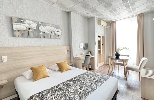 Jean-Medecin Hotel | Hôtel Helvétique