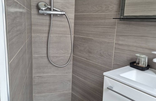 15th Arrondissement Hotel | Hôtel Le Carrosse