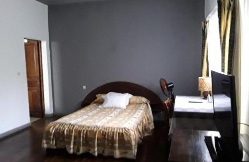 Antsiranana Hotel | Hôtel Le Colbert Diego Suarez
