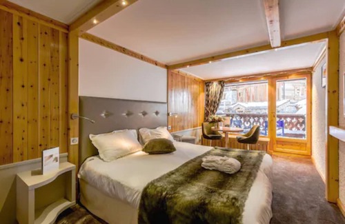 Courchevel Hotel | Hôtel Les Sherpas