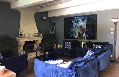 Villeneuve-les-Avignon House | hôtel particulier d'hôte le Philippe-le-Bel