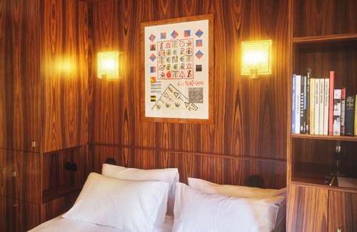 Arles City Centre Hotel | Hôtel Présent - 200m des Arènes de Arles - Encore Mieux