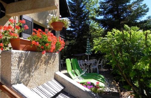 Monetier-les-Bains Apartment | Hôtel Résidence Les Colchiques