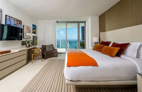 Hollywood South Central Beach Hotel | H Hollywood Resort & Residences, 3 1BR Oceanview King Suites, Kitchen, Pool!