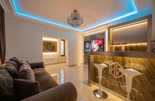 Arad Apartment | H & V Residence - Avantgarde Apartment