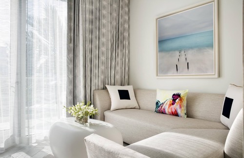 Uptown - Upper Duval Hotel | H2O Suites - Adults Only