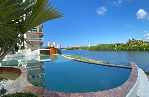 Marina Mazatlan Condo | Habitación hotelera a 5 min. de playa by Gpsrentas