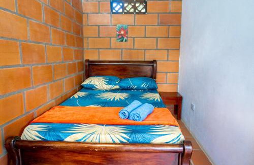 San Rafael Apartment | Habitación para 2 con acceso al rio wifi baño privado San Rafael Antioquia