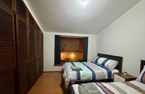 Santiago de Surco House | Habitación Twin