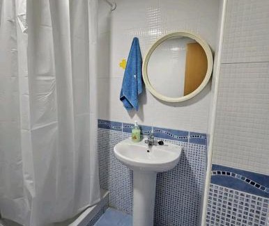 Chilches House | habitacion en piso compartido cerca de playa