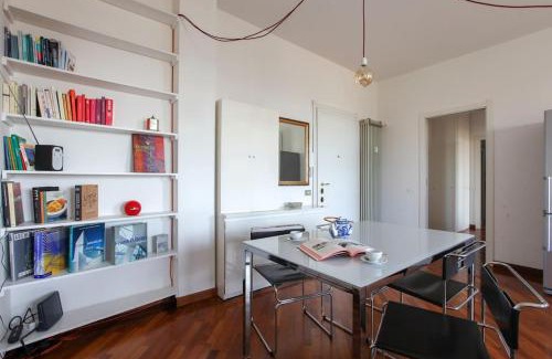 Zona Farini Apartment | HACCA Collection - Isola 1BR