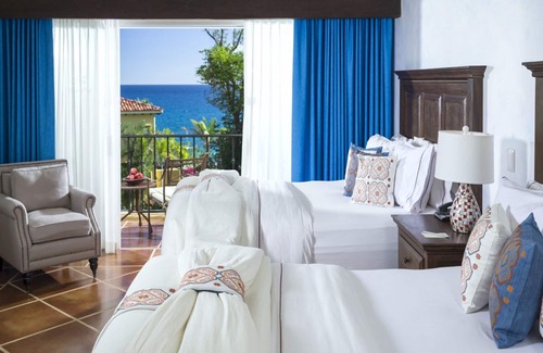 Cabo San Lucas Resort | Hacienda Del Mar: Beautiful Oceanfront Resort, 1 and 2 bedroom options