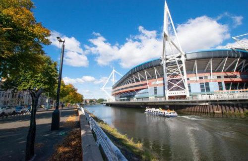 Riverside Apartment | Hafan y Ddinas Cardiff Apartment 2