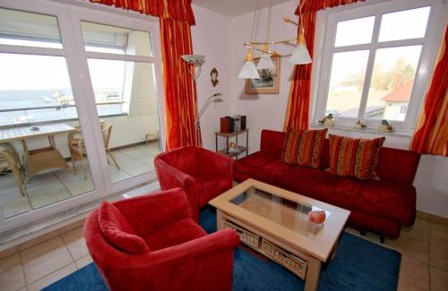 Wiek Apartment | hafennahe Ferienwohnung mit Balkon und Meerblick - Hafenhäuser Wiek Wohnung 15