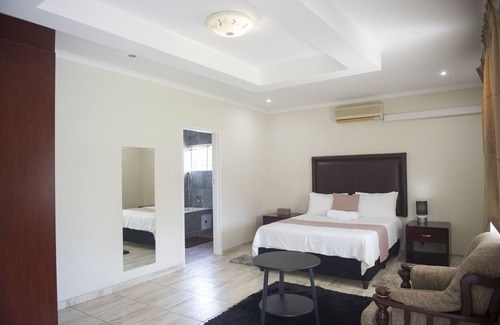 Gaborone House | Haithoms Guesthouse