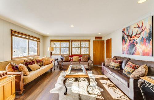 Red River Apartment | half Mi to Skiing Red River Condo with Free Shuttle!
