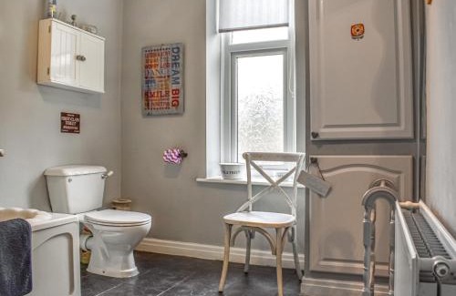 Haworth House | Half Pint Cottage