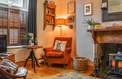 Haworth House | Half Pint Cottage