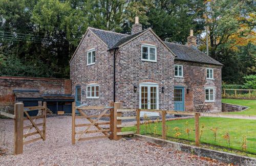 Stone House | Hall Cottage