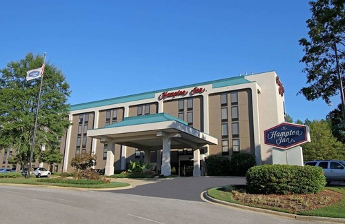 Crestline Heights Hotel | Hampton Inn Birmingham-Colonnade 280