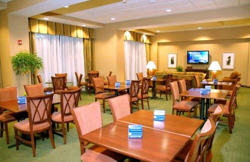 Calera Hotel | Hampton Inn Calera