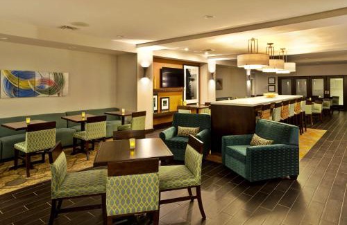 Niagara Falls Hotel | Hampton Inn Niagara Falls/Blvd