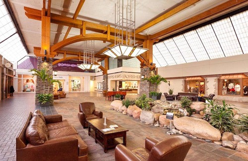 West Omaha Hotel | Hampton Inn Omaha/West Dodge Road