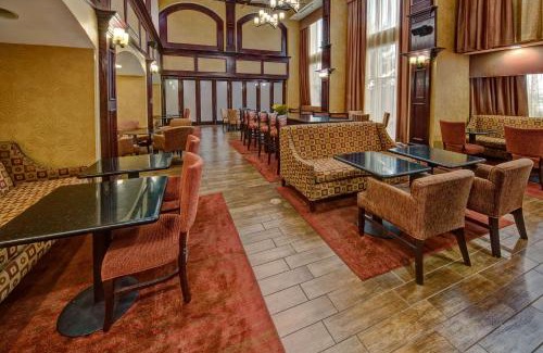 Corsicana Hotel | Hampton Inn & Suites Corsicana
