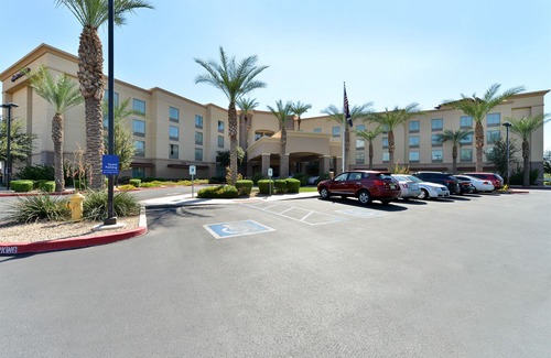Gilbert Hotel | Hampton Inn & Suites Phoenix/Gilbert