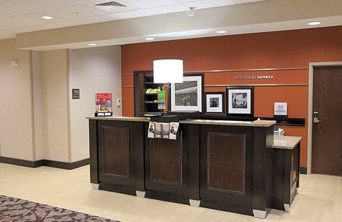 Seneca Hotel | Hampton Inn & Suites Seneca-Clemson Area, SC