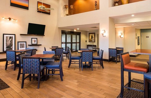 Schertz Hotel | Hampton Inn & Suites Schertz