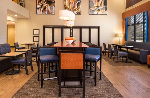 Schertz Hotel | Hampton Inn & Suites Schertz