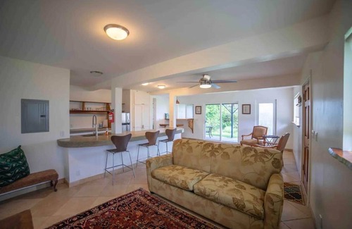 Hana House | Hana Homestead by the Beach
