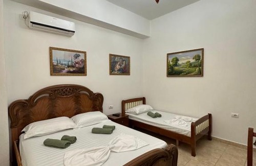 Berat Hostel | Hanna's Hostel
