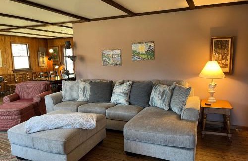 Johnsburg House | Hannah's Birch Farm 10 Min to Gore Ski Mt.