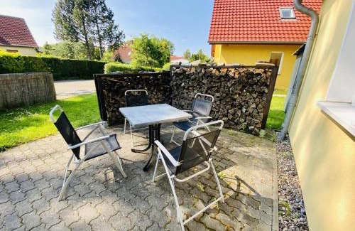 Diedrichshagen Apartment | Hanni, wenige Minuten zum Strand