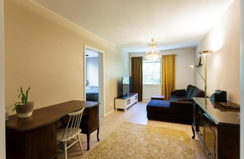 Kuopio Apartment | -Hannula- Hiljainen ja tilava kaksio kahdella autopaikalla kauppojen vieressä